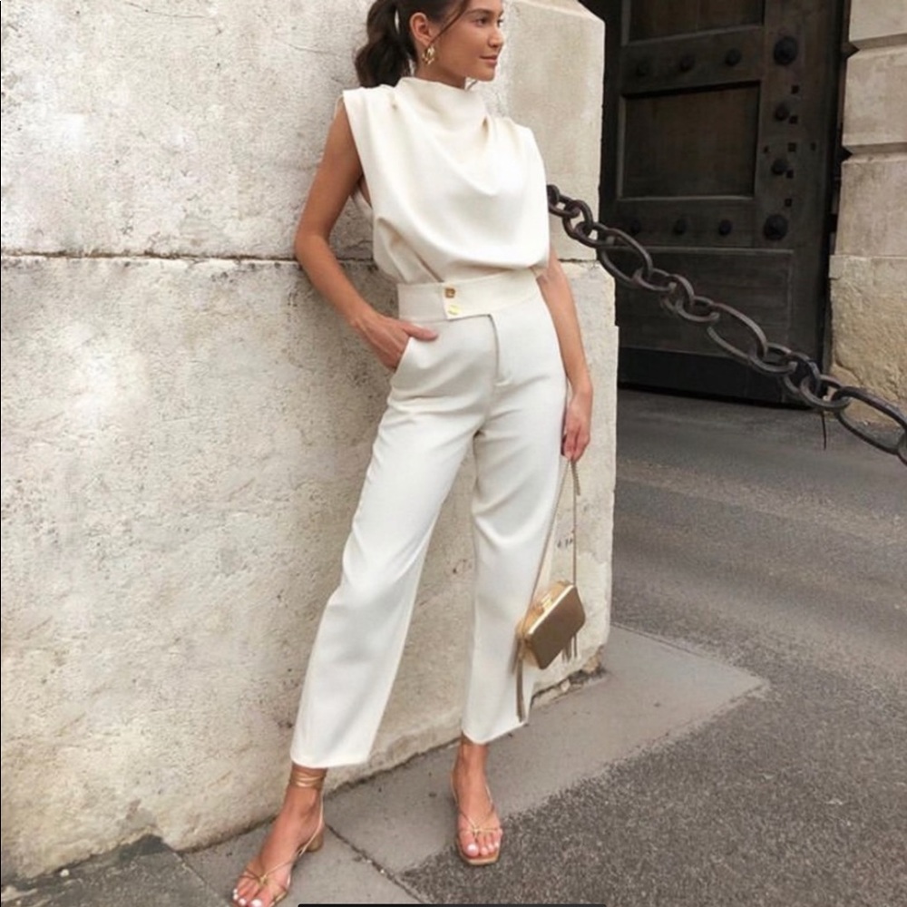 NWT - Zara blouse